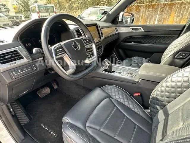 Ssangyong Rexton 2.2 Diesel Sapp. 4WD AT, AHK, Trittbrett 07/2022-photo-6