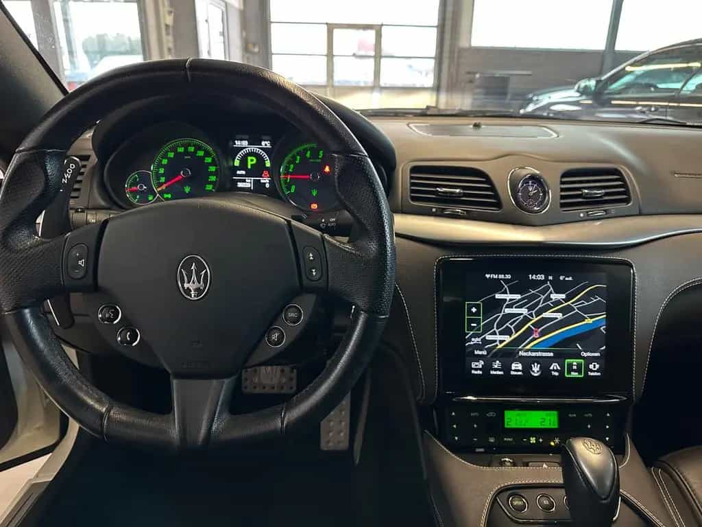 Maserati Granturismo Sport/Deutsches-Fahrzeug/Unfallfrei 04/2019-photo-12