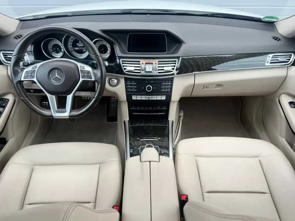 Mercedes-Benz E 350 4MATIC AMG 18"AMG/HARMAN KARDON/KEYLESS-GO 03/2015-photo-10