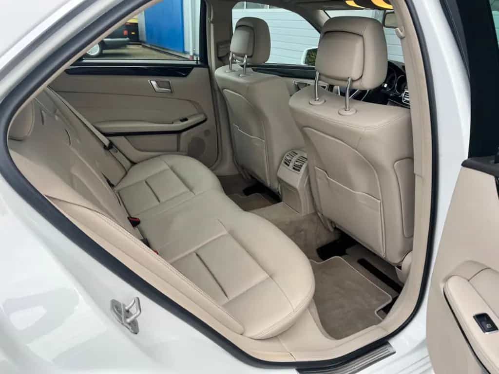 Mercedes-Benz E 350 4MATIC AMG 18"AMG/HARMAN KARDON/KEYLESS-GO 03/2015-photo-18