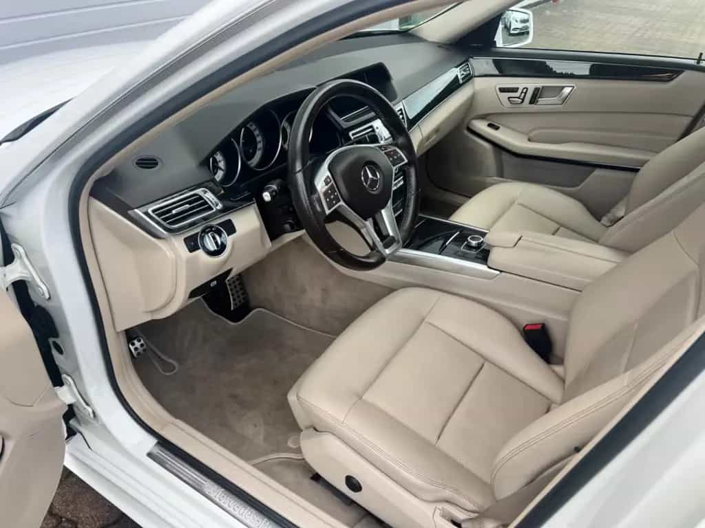 Mercedes-Benz E 350 4MATIC AMG 18"AMG/HARMAN KARDON/KEYLESS-GO 03/2015-photo-8