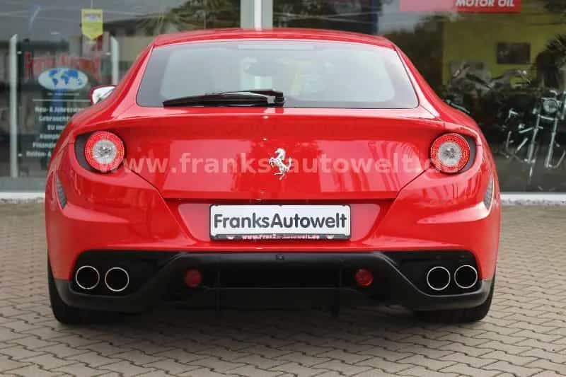 Ferrari FF V12 +4x4 + 1 Hand +... nur 25867 Kilometer! 05/2012-photo-12