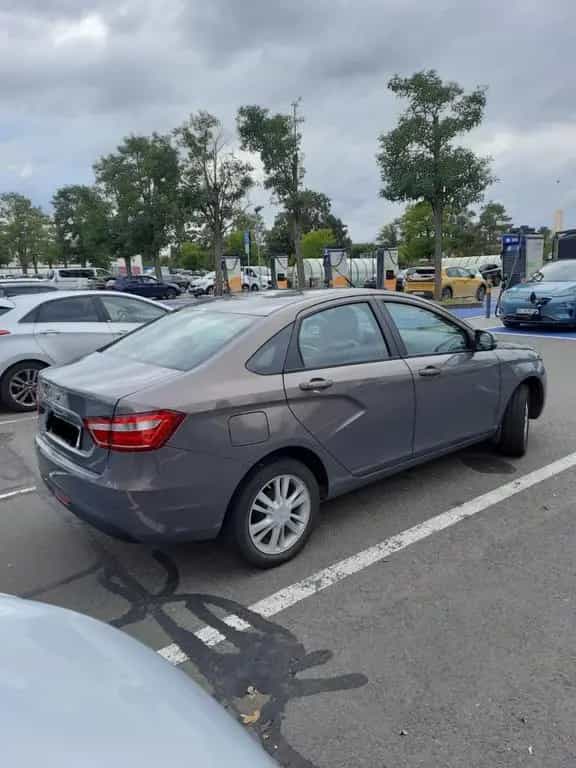 Lada Vesta 1.6  2019 24t.km 16V Basis Basis 05/2019-photo-2