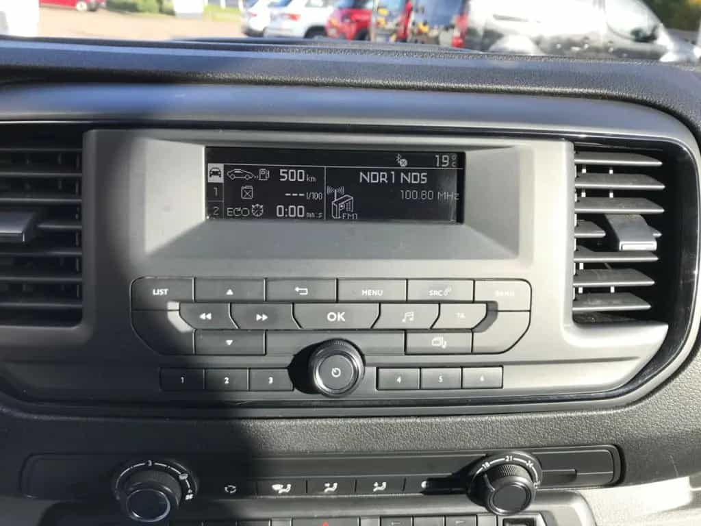 Citroën Jumpy Kasten Profi XL L3 AHK Bluetooth uvm. 02/2018-photo-16