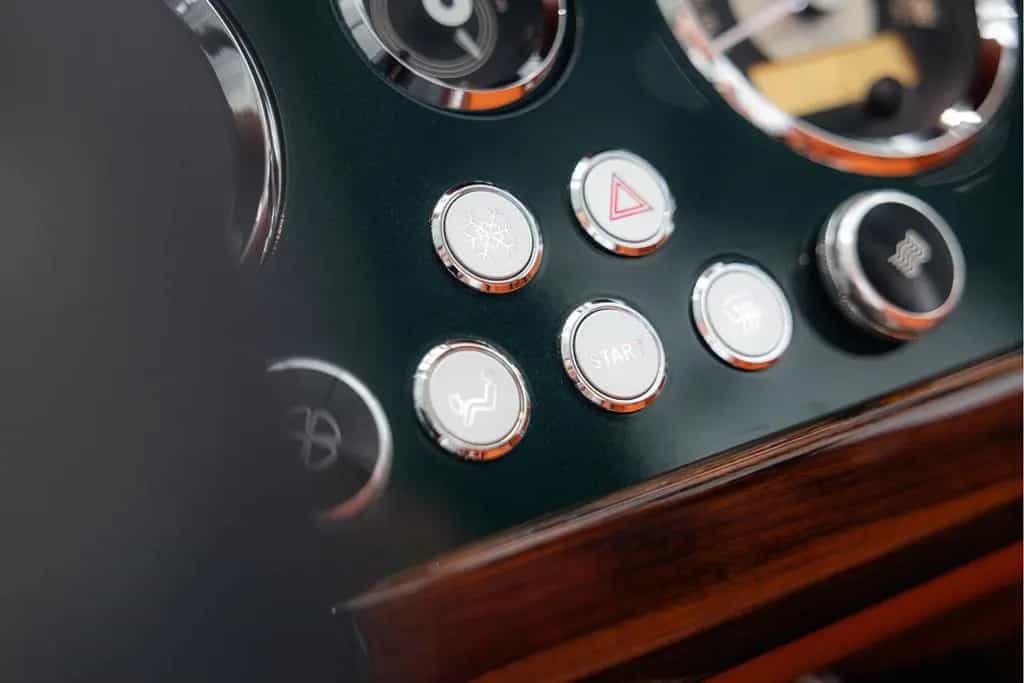 Morgan Plus 4 Plus Four 2.0 automatik | Handling Pack | voll-a 02/2026-photo-20