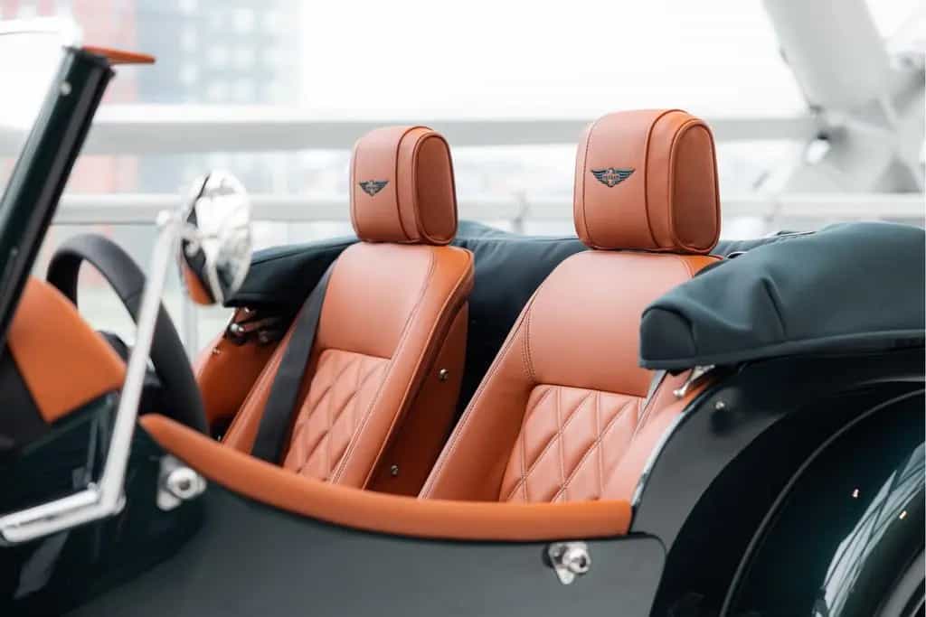 Morgan Plus 4 Plus Four 2.0 automatik | Handling Pack | voll-a 02/2026-photo-37