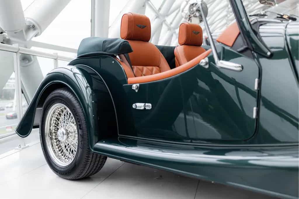 Morgan Plus 4 Plus Four 2.0 automatik | Handling Pack | voll-a 02/2026-photo-48