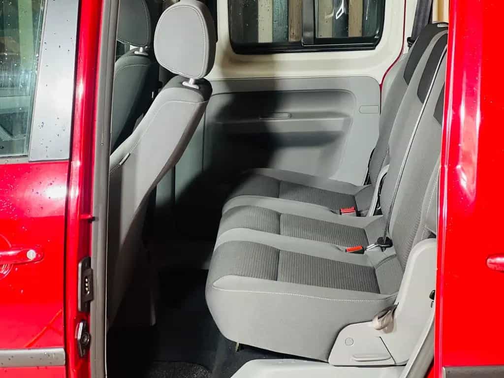 Volkswagen Caddy 1.6 Maxi Behindertengerecht-Rampe 12/2010-photo-18