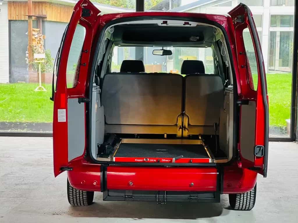 Volkswagen Caddy 1.6 Maxi Behindertengerecht-Rampe 12/2010-photo-7