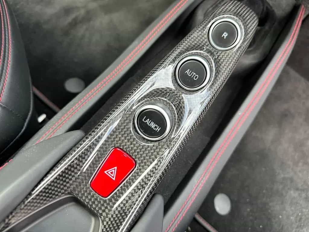 Ferrari F8 Tributo *Karbon*AFS*Kamera*Carplay* 07/2021-photo-17