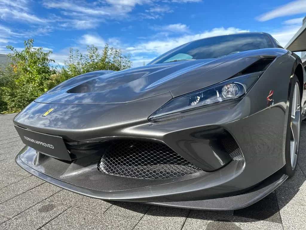 Ferrari F8 Tributo *Karbon*AFS*Kamera*Carplay* 07/2021-photo-19