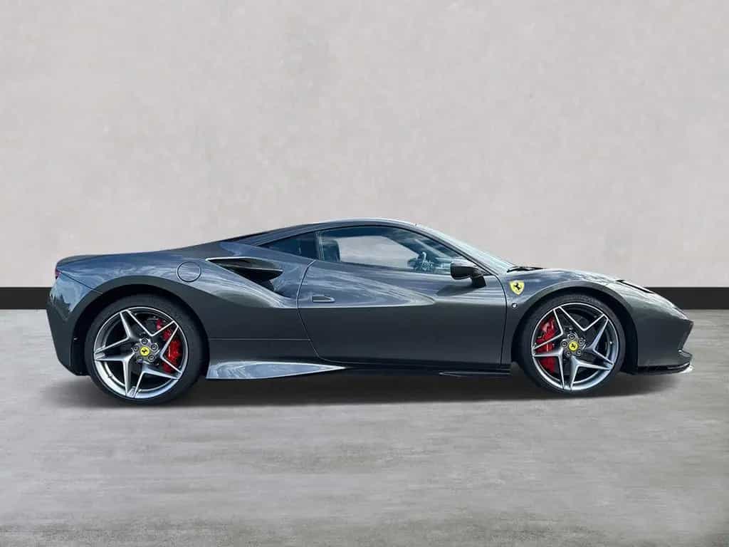 Ferrari F8 Tributo *Karbon*AFS*Kamera*Carplay* 07/2021-photo-4
