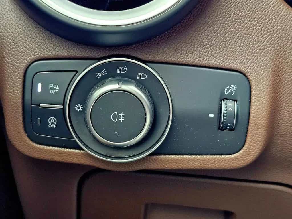 Alfa Romeo Stelvio VELOCE 2.0 Turbo 16V AWD ACC DAB+ RFK 06/2021-photo-16