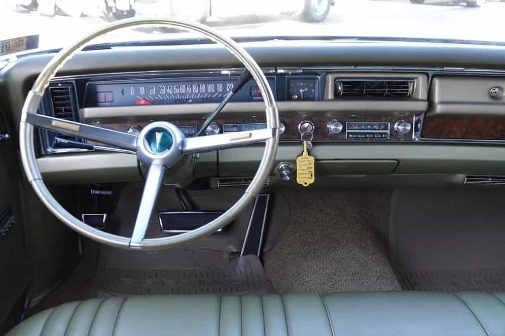 Pontiac Bonneville 06/1968-photo-11