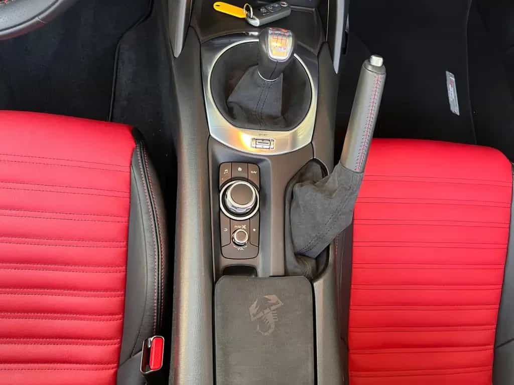 Abarth 124 Spider BOSE LEDER ALU 07/2018-photo-15