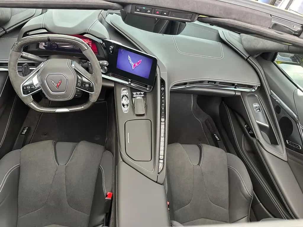 Corvette Z06 Coupe 3LZ 5.5 V8 AT8 07/2025-photo-22
