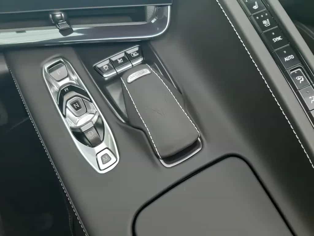 Corvette Z06 Coupe 3LZ 5.5 V8 AT8 07/2025-photo-26