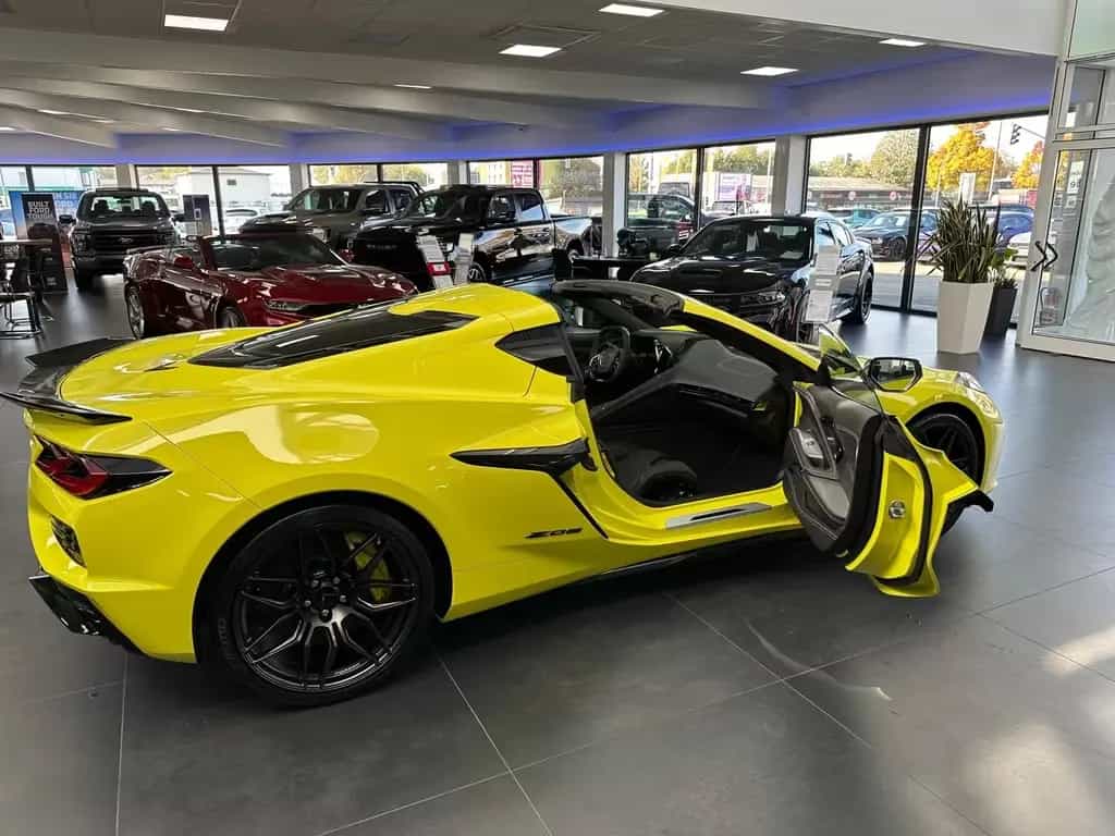 Corvette Z06 Coupe 3LZ 5.5 V8 AT8 07/2025-photo-8