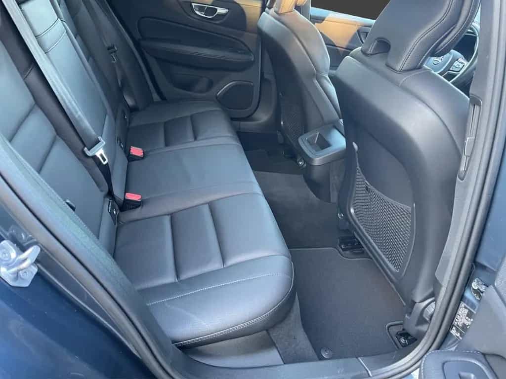 Volvo V60 D4 Geartronic Inscription HUD AHK-klappbar P 04/2019-photo-16