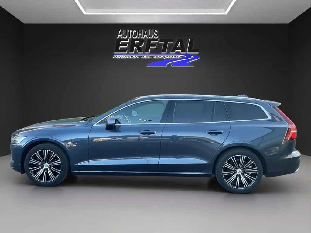 Volvo V60 D4 Geartronic Inscription HUD AHK-klappbar P 04/2019-photo-2