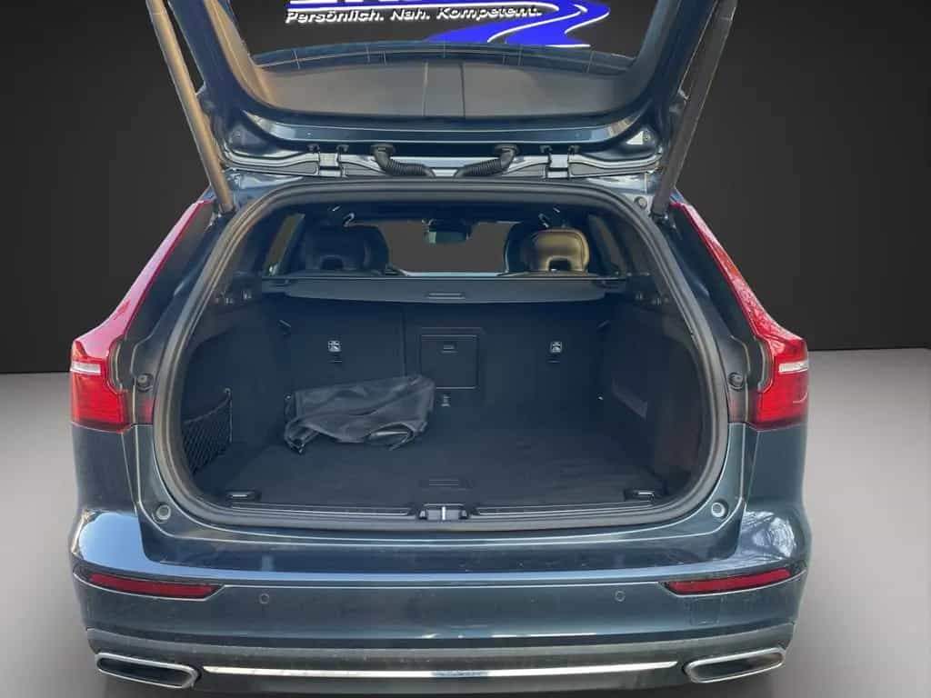 Volvo V60 D4 Geartronic Inscription HUD AHK-klappbar P 04/2019-photo-8
