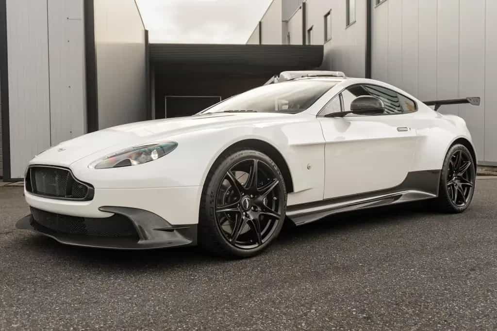 Aston Martin Vantage GT8 - Morning Frost White - Aero Pack - 06/2017-photo-0