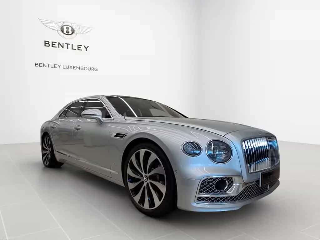 Bentley Flying Spur Azure V8 null-photo-0