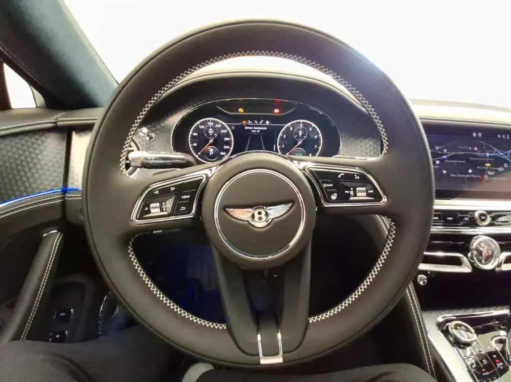 Bentley Flying Spur Azure V8 null-photo-7