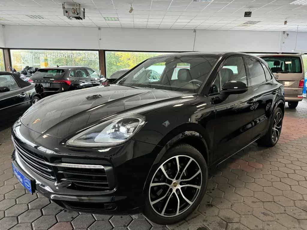 Porsche Cayenne 04/2018-photo-0