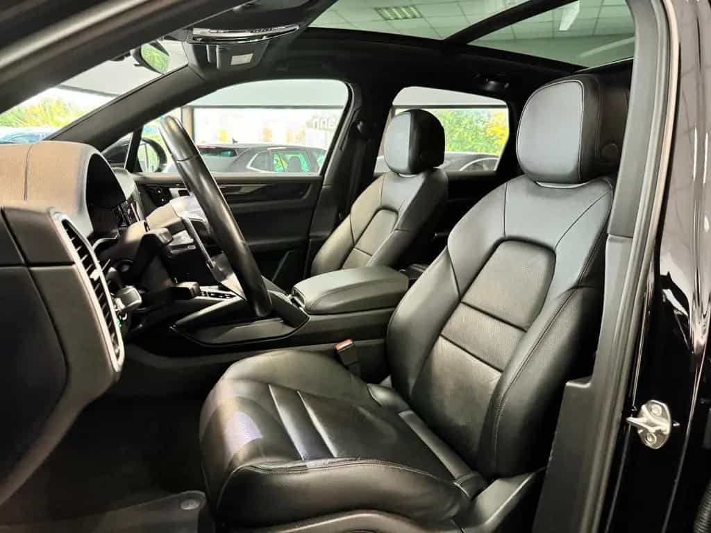 Porsche Cayenne 04/2018-photo-10