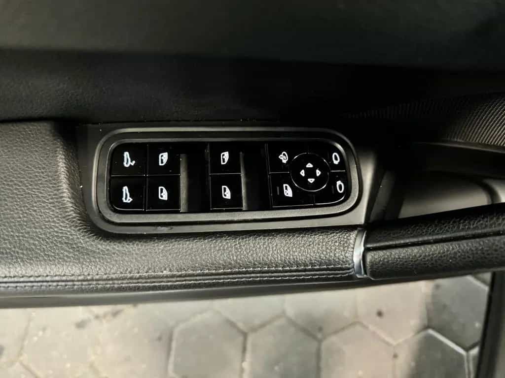 Porsche Cayenne 04/2018-photo-12