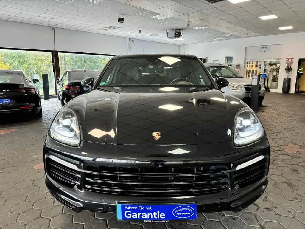 Porsche Cayenne 04/2018-photo-2