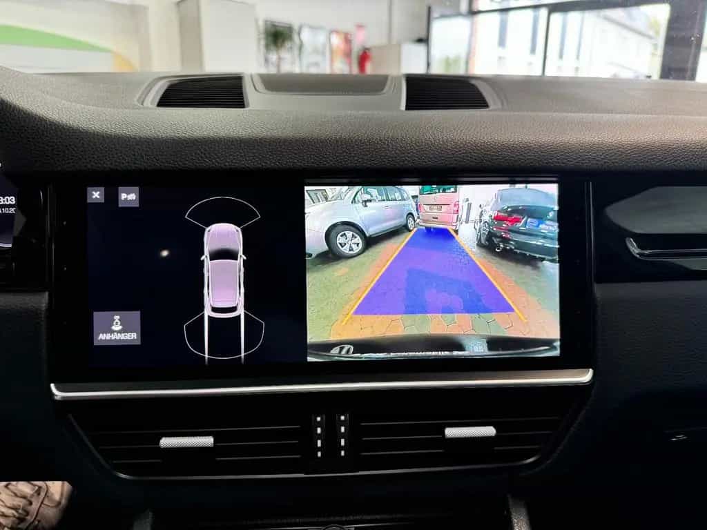 Porsche Cayenne 04/2018-photo-21
