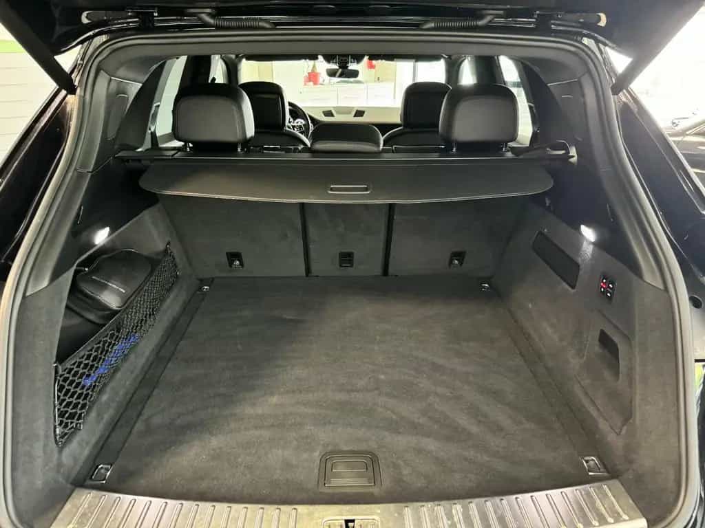 Porsche Cayenne 04/2018-photo-23