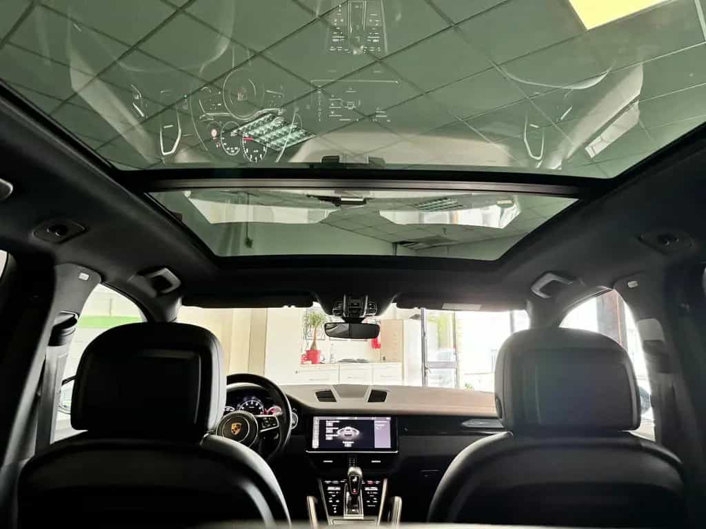 Porsche Cayenne 04/2018-photo-28