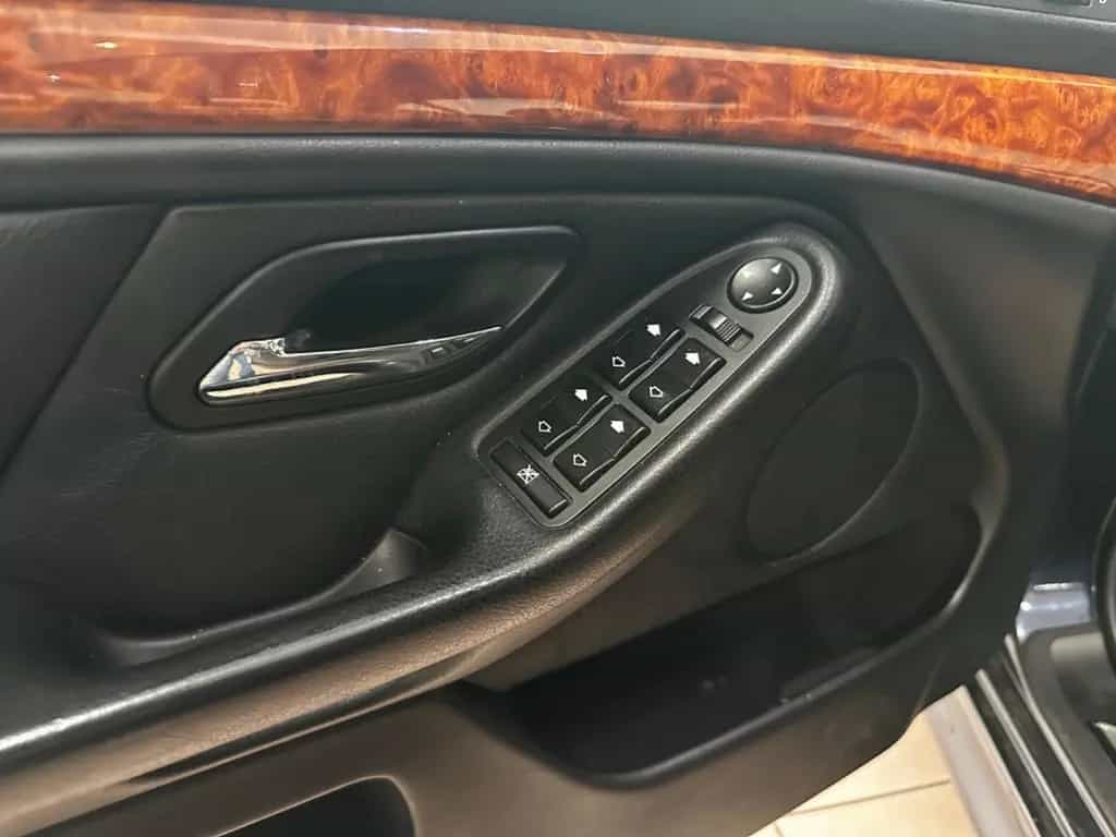 ALPINA B10 V8 4.6L *SHZ*Schiebedach*Klima* 03/1999-photo-14