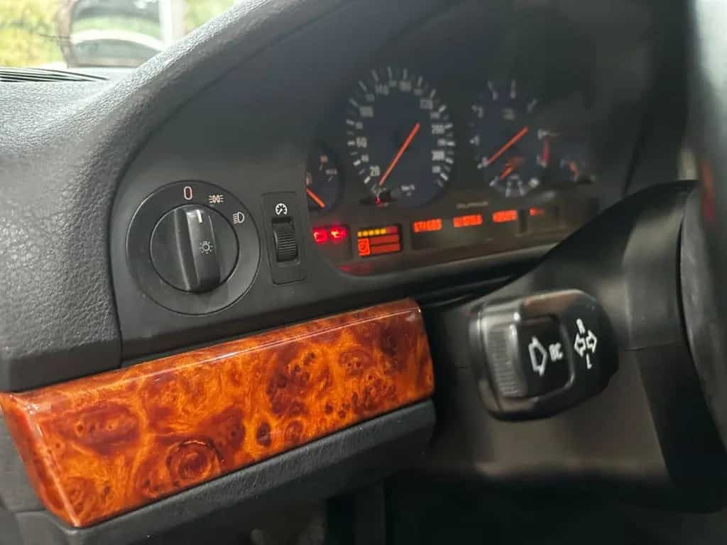 ALPINA B10 V8 4.6L *SHZ*Schiebedach*Klima* 03/1999-photo-16