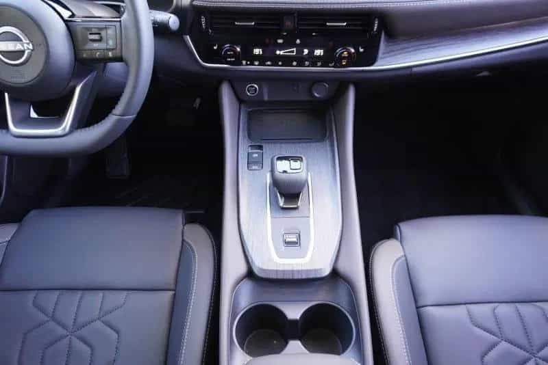 Nissan Qashqai Tekna 1,3 DIG-T Xtronic UPE=45000€!   ** 10/2024-photo-21