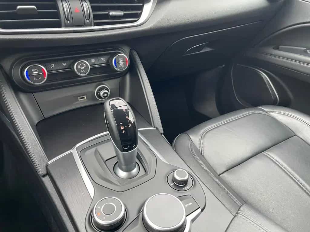 Alfa Romeo Stelvio Super Q4 NAVI, AHK, Kamera, Memory-Sitze 06/2020-photo-18