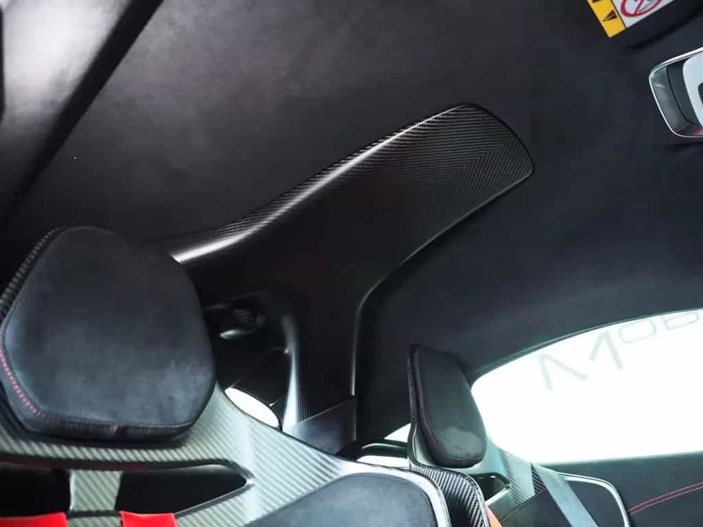 McLaren 620R ROOF SCOOP FULL MSO SPORT TITANIUM by MOBIL 10/2020-photo-12