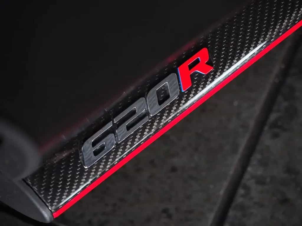 McLaren 620R ROOF SCOOP FULL MSO SPORT TITANIUM by MOBIL 10/2020-photo-18