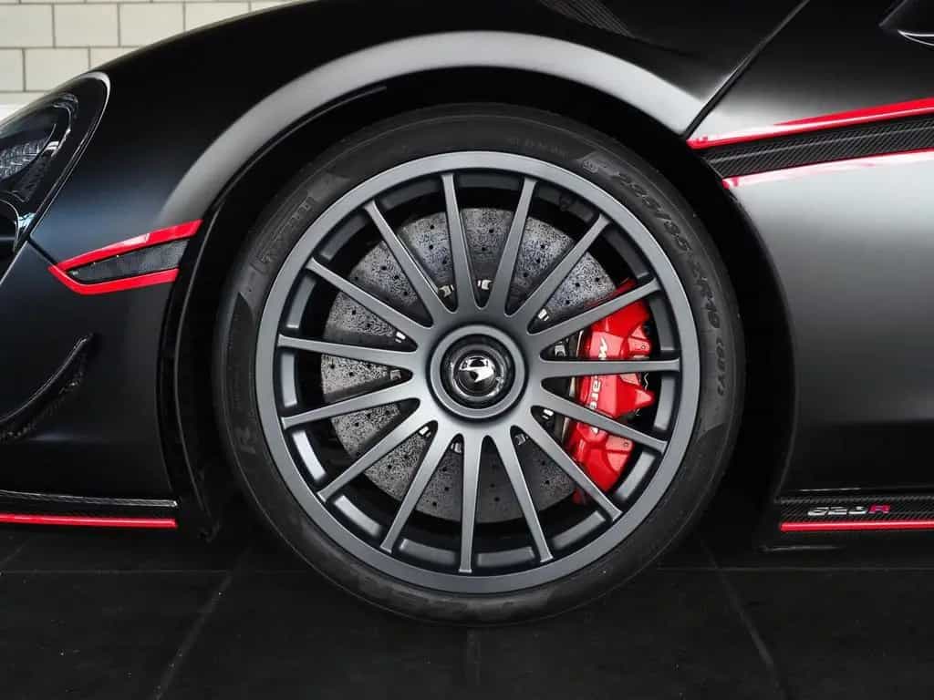 McLaren 620R ROOF SCOOP FULL MSO SPORT TITANIUM by MOBIL 10/2020-photo-23