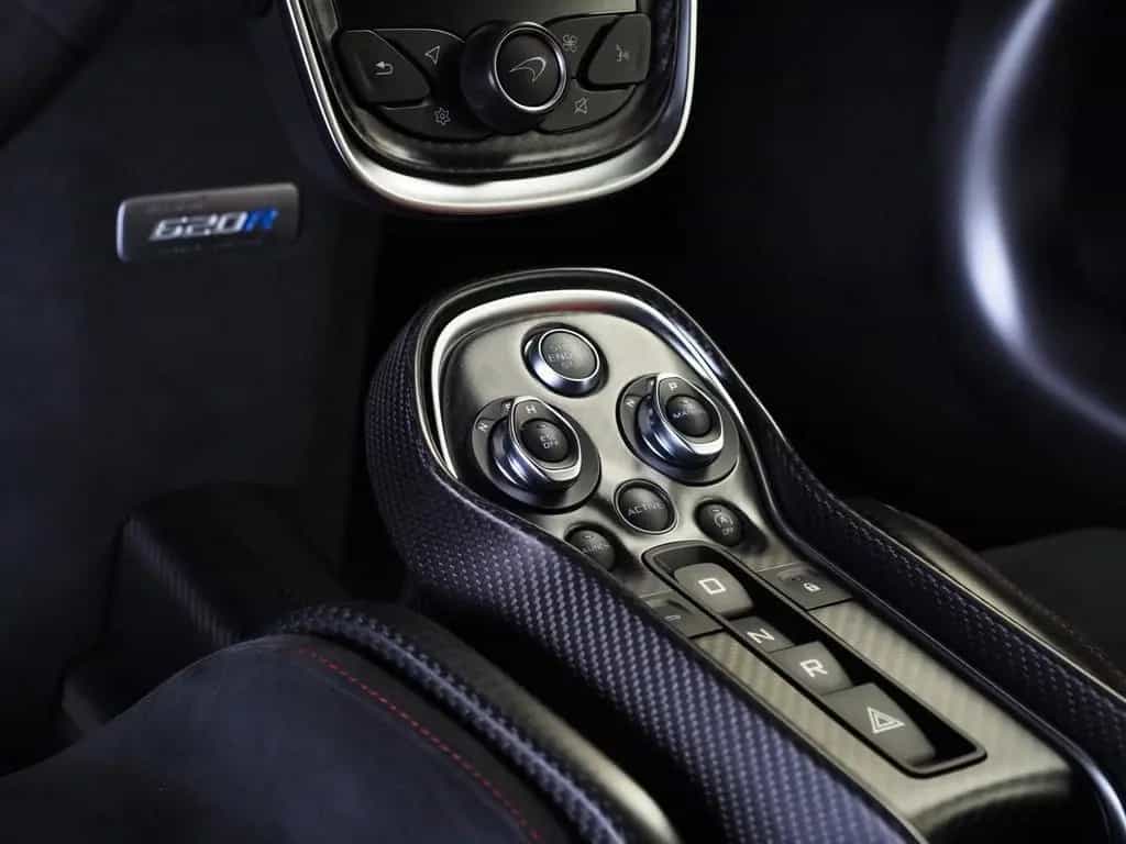 McLaren 620R ROOF SCOOP FULL MSO SPORT TITANIUM by MOBIL 10/2020-photo-27