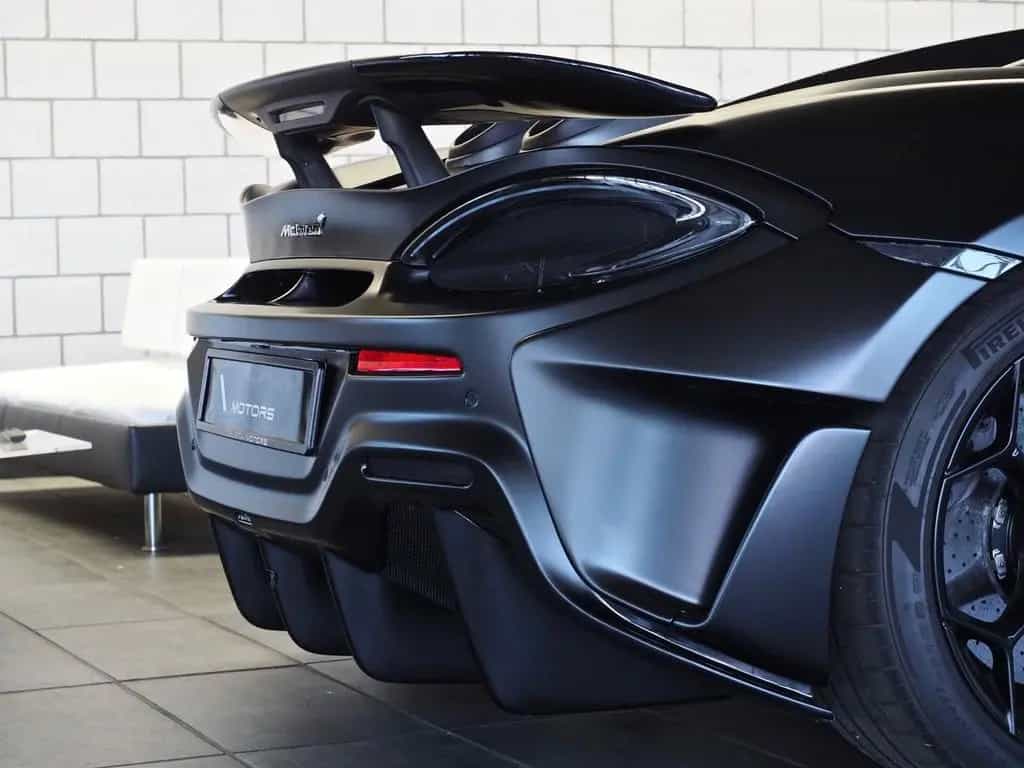 McLaren 600LT MSO CARBON B&W Spider by MOBILISTA 11/2019-photo-21