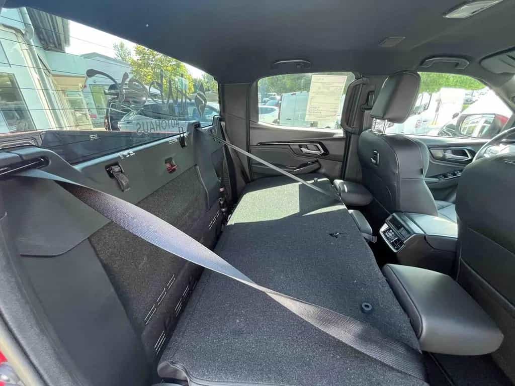 Isuzu D-Max Double Cab 4WD AT - V-Cross inkl. AHK 05/2023-photo-14