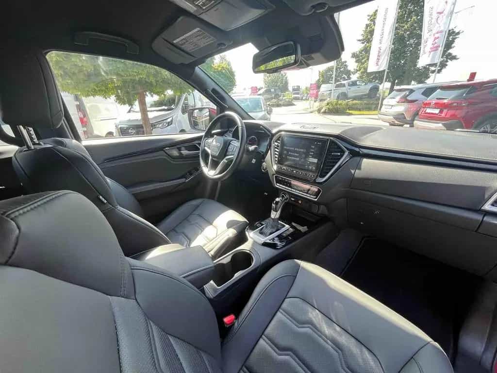 Isuzu D-Max Double Cab 4WD AT - V-Cross inkl. AHK 05/2023-photo-15