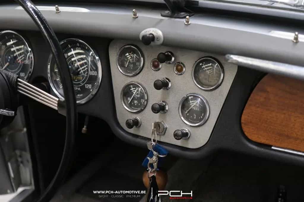 Triumph TR3 A 09/1959-photo-8