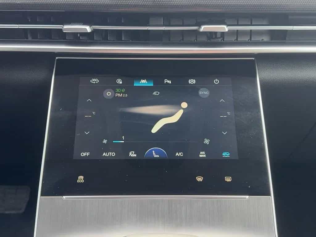 BAIC Beijing X75 1.5 T-GDI 7-Gang DCT *360°/Panorama* null-photo-12