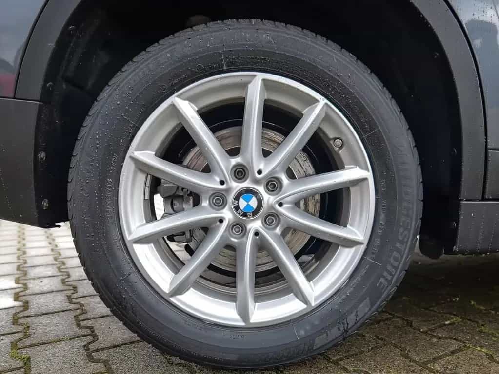 BMW X1 xDrive20i Advantage Navi LED RFK AHK 05/2016-photo-3