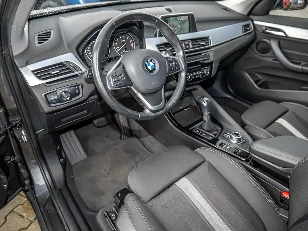 BMW X1 xDrive20i Advantage Navi LED RFK AHK 05/2016-photo-4
